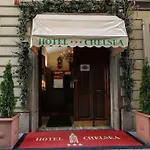 Chelsea Hotel 3*