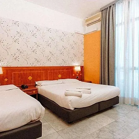 Hotel Chelsea 3*