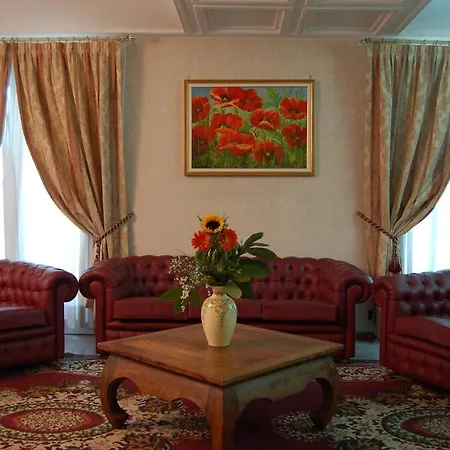 Chelsea Hotel 3*