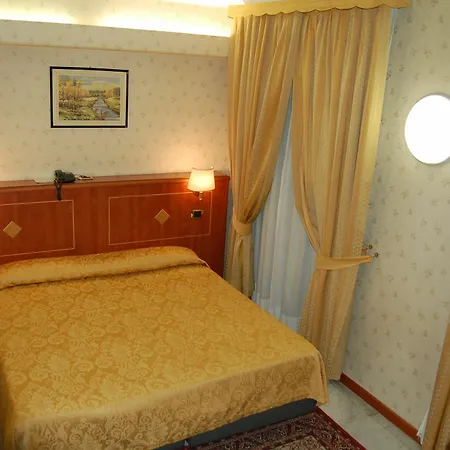 Chelsea 호텔 토리노