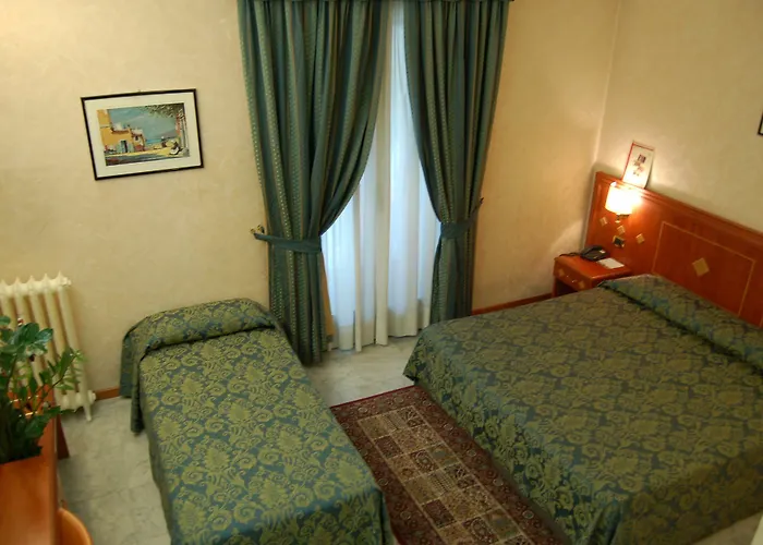 Chelsea Hotel 3*